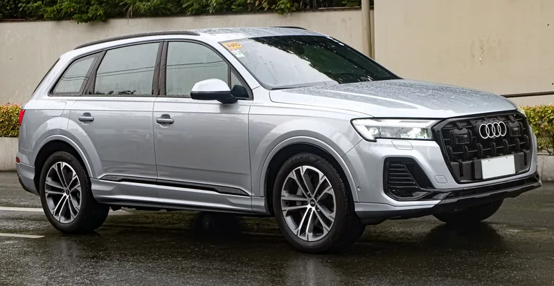2011 Audi Q7 exterior
