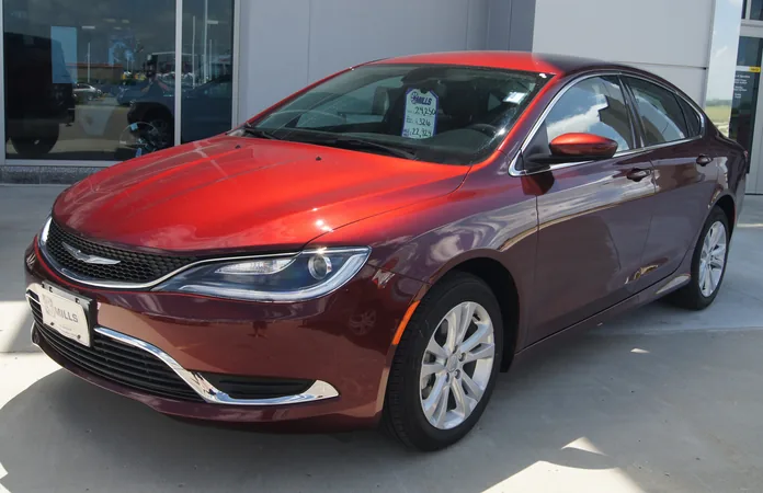 2011 Chrysler 200 exterior