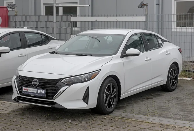 2023 Nissan Sentra exterior