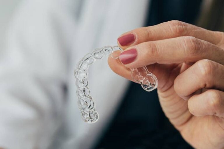 Treating Misaligned Teeth Without Breaking The Bank With Invisalign Cost London