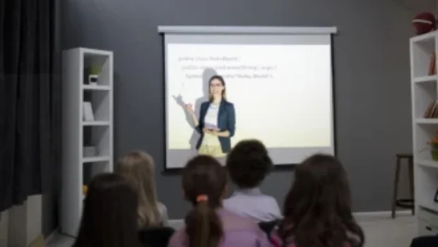 Improve the Classroom Viewing Experience With Top Notch Displays
